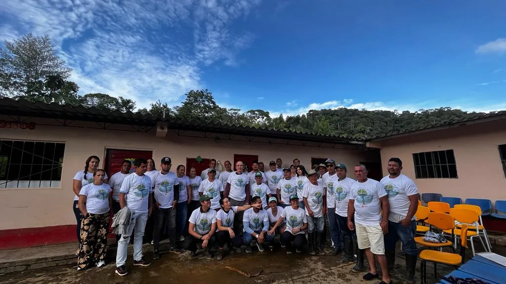 4ca993f0-5503-4a12-90e4-7de03821c429-1